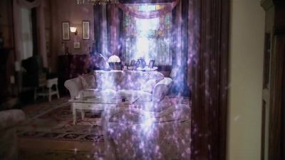Leo, Piper, help! - Charmed