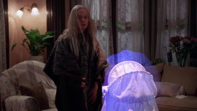 Leo, what's going on? - Charmed
