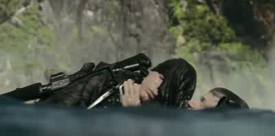 Leon. Leon! Fuck! Leon! Stay with me, brother. - Primitive War