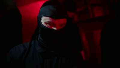 Leonardo was able
to figure out, - History's Greatest Heists with Pierce Brosnan