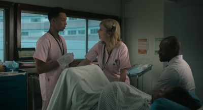 - Leopold, what can you say
about the vaginal touch? - Sage homme