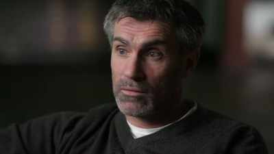 Les thrived on crosses,
and Ginola was providing them
from the left, - Fever Pitch: The Rise of the Premier League