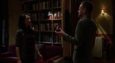 Lestrade?
Yes. What's going on? - Elementary