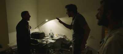 Let me do what Lucia's father
asked me to do. - The Realm