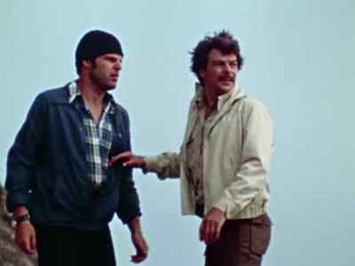 Let 'em go.
Let's find their knapsack. - Shazam!