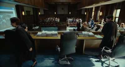 -Let go!
-Calm down! - Juror 8