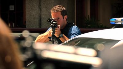 Let her go, Frank. - Hawaii Five-0