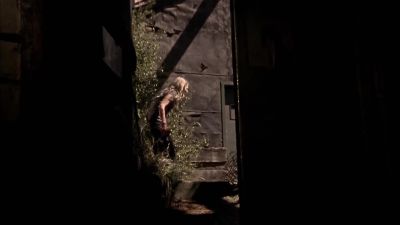 Let go. Let go of me! - Wrong Turn 2: Dead End