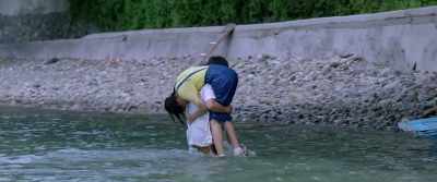Let go of me. - Unforgettable
