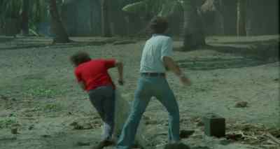 - Let go of that, Logan! - Beyond Atlantis