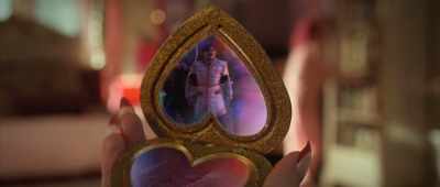 Let me go.
Oh, Charming. - Descendants: The Rise of Red