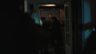 - Let her go. - FBI: Most Wanted