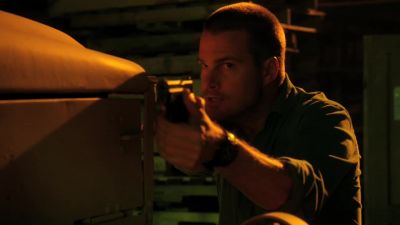 Let me go, or she's dead. - NCIS: Los Angeles