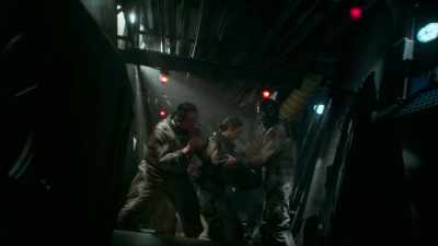 - Let me go.
- This is cold work. Only Boki should be going. - Snowpiercer