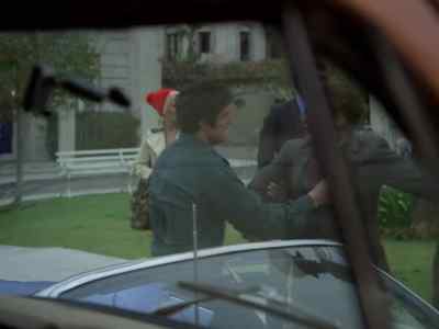 - Let me go.
- You're not leaving an accident. - Mission: Impossible