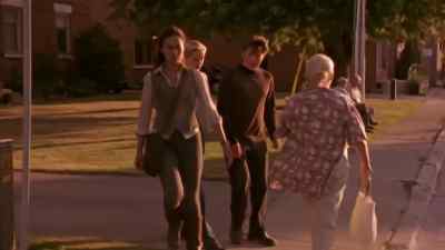 Let me guess,
we're going back in. - Relic Hunter