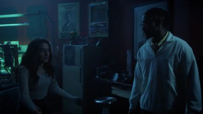 Let me guess,
your ghost dad's back, too? - The Flash