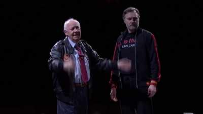 Let me have men about me that are fat - National Theatre Live: Julius Caesar
