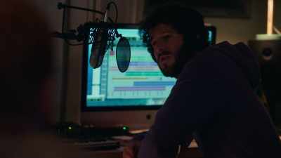 Let me hear you spitthat hot fire. Let's go, Daddy. - DAVE