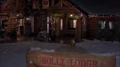 ♪ Let heaven
and nature sing ♪ - Christmas at Holly Lodge