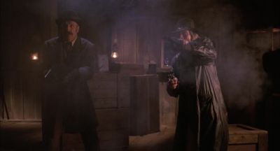 Let your lead fly - Tremors 4: The Legend Begins