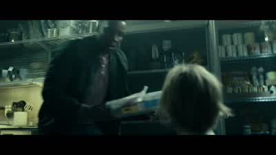 Let me look at your arm again. - The Cloverfield Paradox