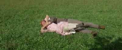 - Let me..
- Aah! - The Unsinkable Molly Brown