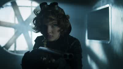 Let me help her. - Gotham