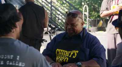 Let me... let me
give... because me and Chuck, - Sweet Life: Los Angeles