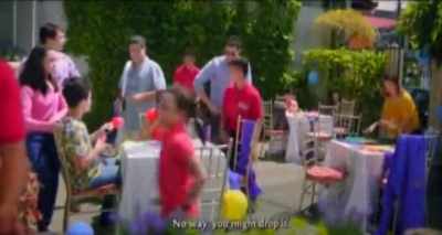 - Let me.
- No way, you might drop it. - Seven Sundays