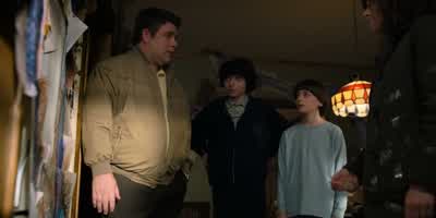 Let me talk to you for a second. - Stranger Things