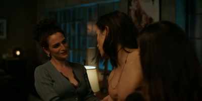 -Let me, uh… -But I'm still
wearing all my clothes, so… - I Want You Back