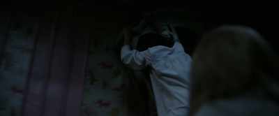 Let me out!
(GLASS SHATTERS) - Annabelle: Creation