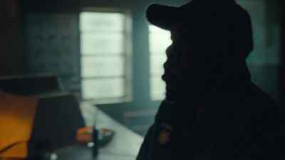 Let me out. I'm a trained soldier,
I can help. - Strike Back