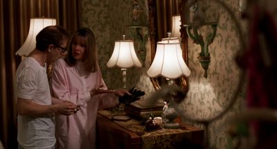 Let s get out Something's strange here - Manhattan Murder Mystery