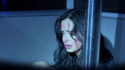 Let me see your hands!
Back away from the body! - Marvel's Jessica Jones