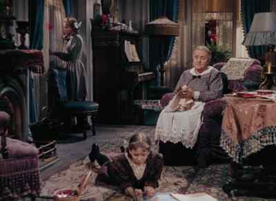 Let me see that painting you're making. - Mother Wore Tights