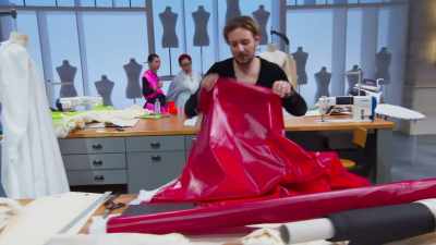 Let me see the size. Yes. - Next in Fashion