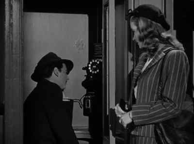 Let me speak to Gene Morris, please. - Escape in the Fog
