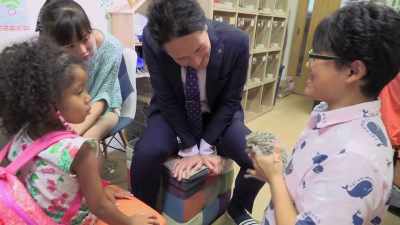 Let me tell you
how to handle a hedgehog. - Family Romance, LLC