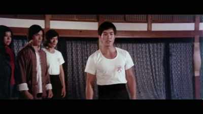 Let the foreigners experience
kung fu just to let them see - Enter the Clones of Bruce