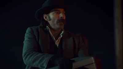 Let us through... - Wynonna Earp