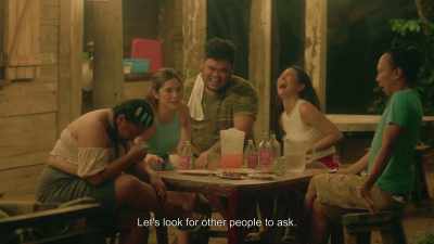 Let's ask another person. There! Cute boy! - I Love Lizzy