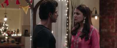 Let's be like you.
I'm a tour guide. - Jab Harry Met Sejal