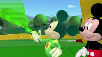 Let's check my shape chart again. - Mickey Mouse Clubhouse