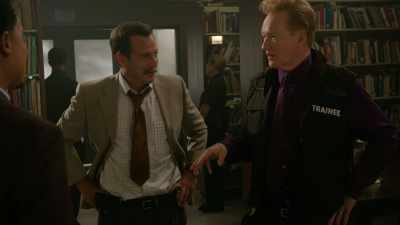 Let's continue.
Sir, please. How can we help? - Murderville