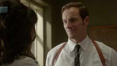Let's do good cop, bad cop.
I'll act bad. - Ms Fisher's Modern Murder Mysteries