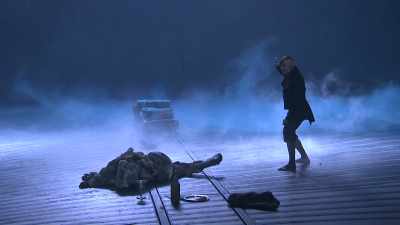 Let's find the source of the magnet!
Let's make some discoveries! - Great British Theatre