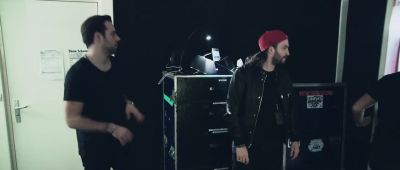 Let's get into the mode. - Leave the World Behind