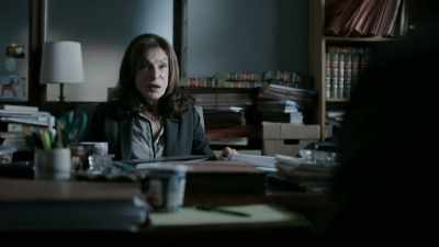 - Let's get it off your desk.
- Johnny, it's homicide. - The Night Of